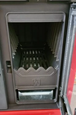 EEK A+ Küchenofen Holzherd Plamen 850 Rot, Linke Version - 8 KW Dauerbrandherd -Kaminladen Geschaft Plamen850 rot links brennraum 800